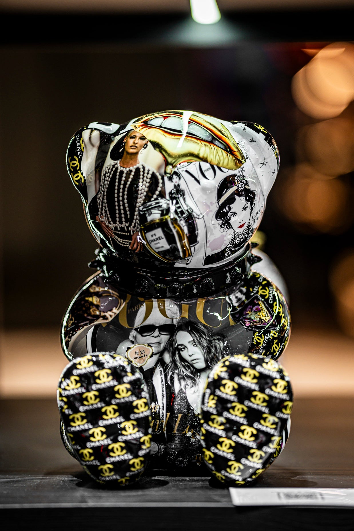 ARTNAOR - 30cm Collage, CH Vogue Tribute Bear