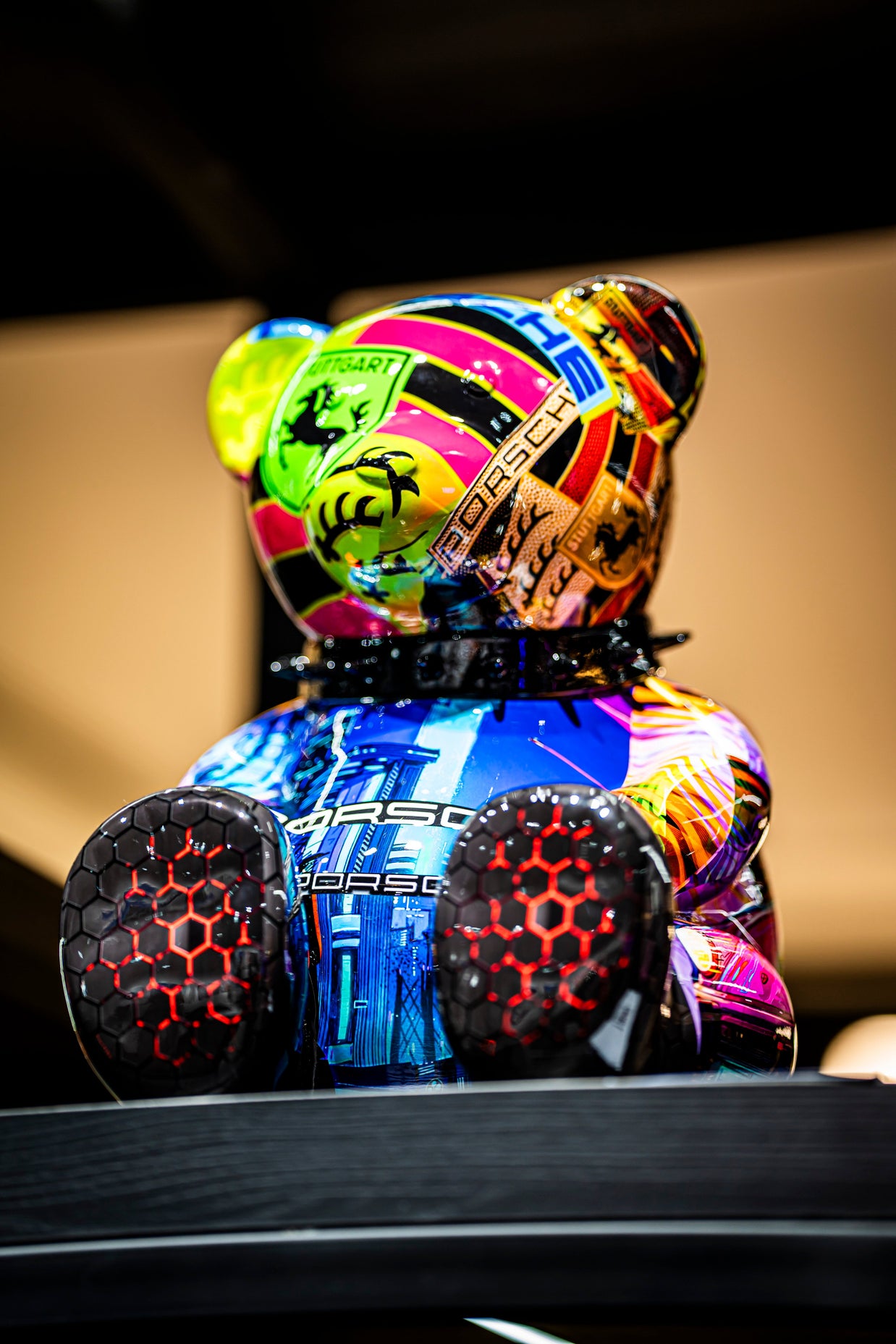 NAOR - 40cm Collage, Porsche Tribute Bear