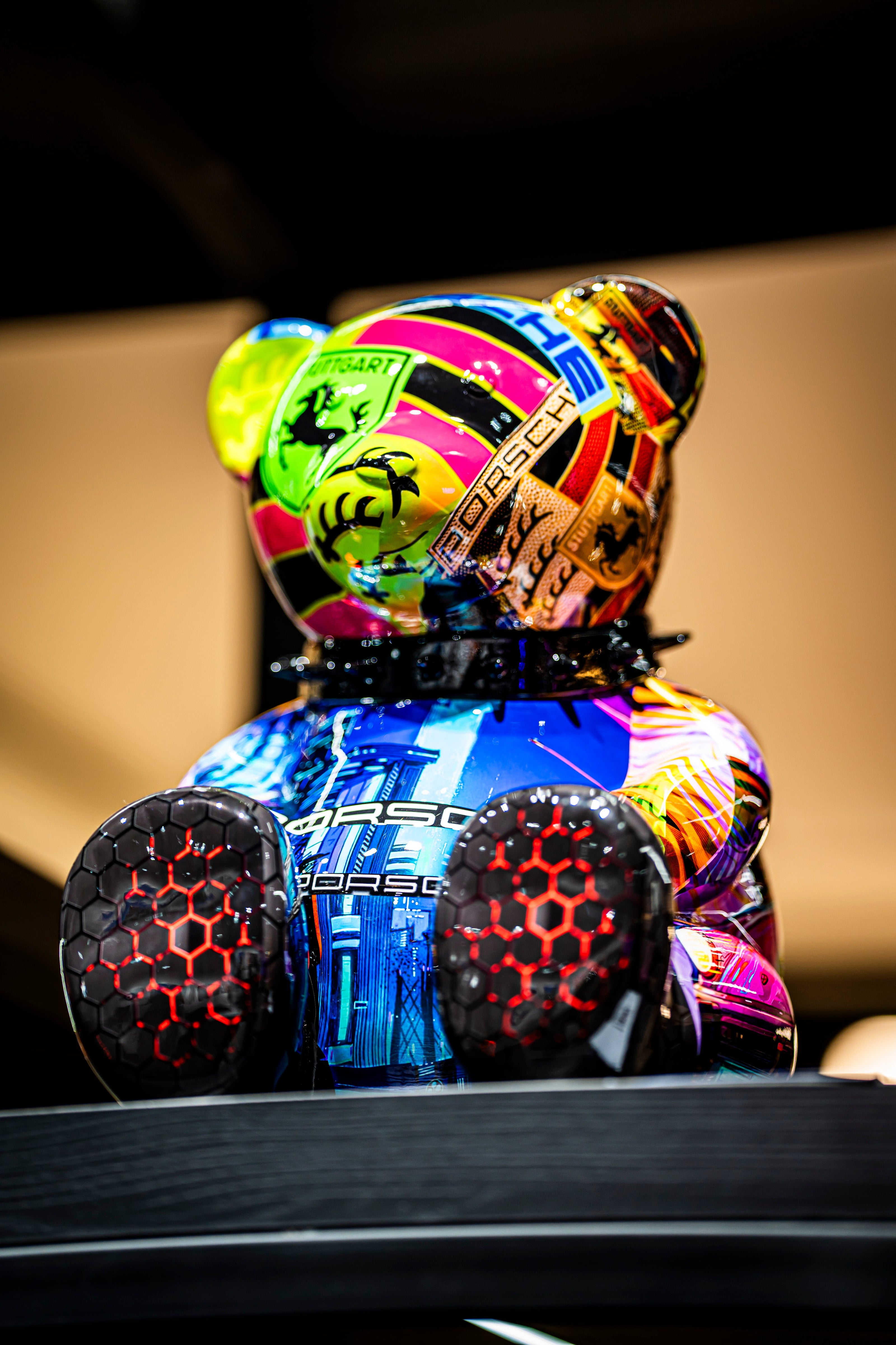 NAOR - 40cm Collage, Porsche Tribute Bear