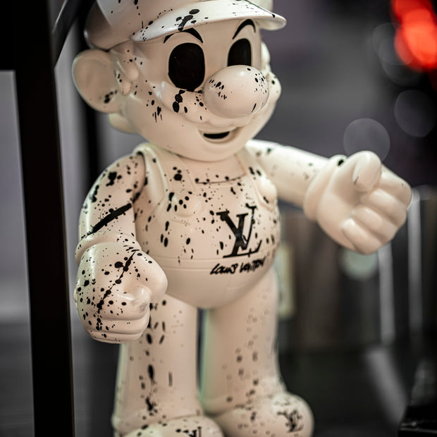 MHS - Mario, white 2023