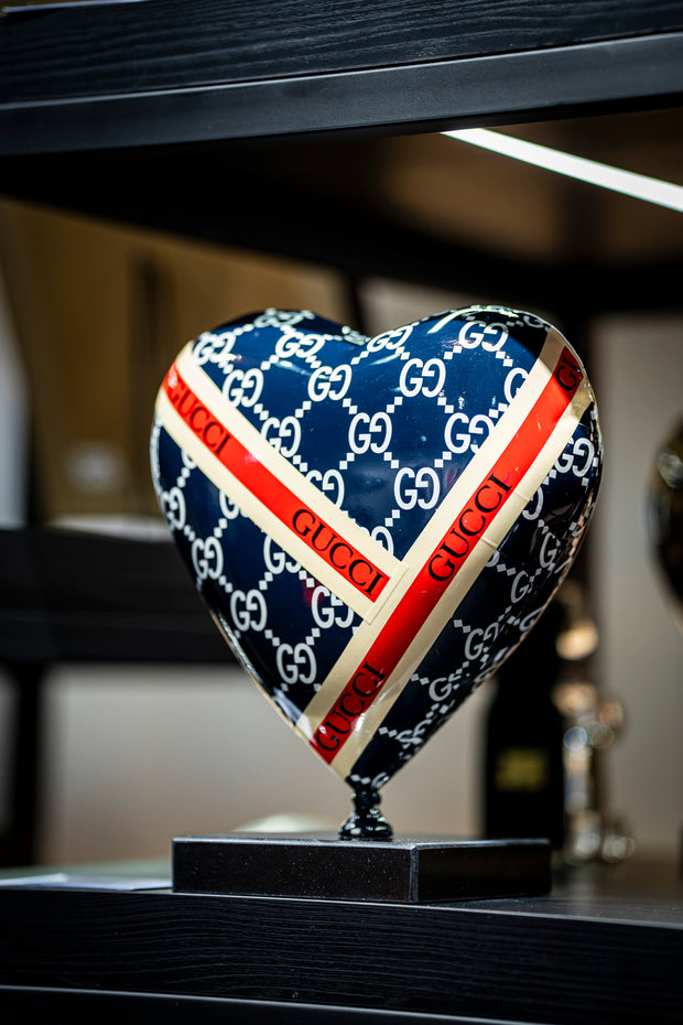 NAOR - 30cm Heart GUC Tribute, Blue with Red Strips