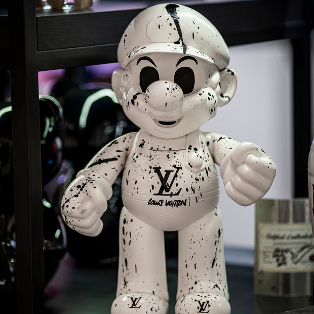 MHS - Mario, white 2023