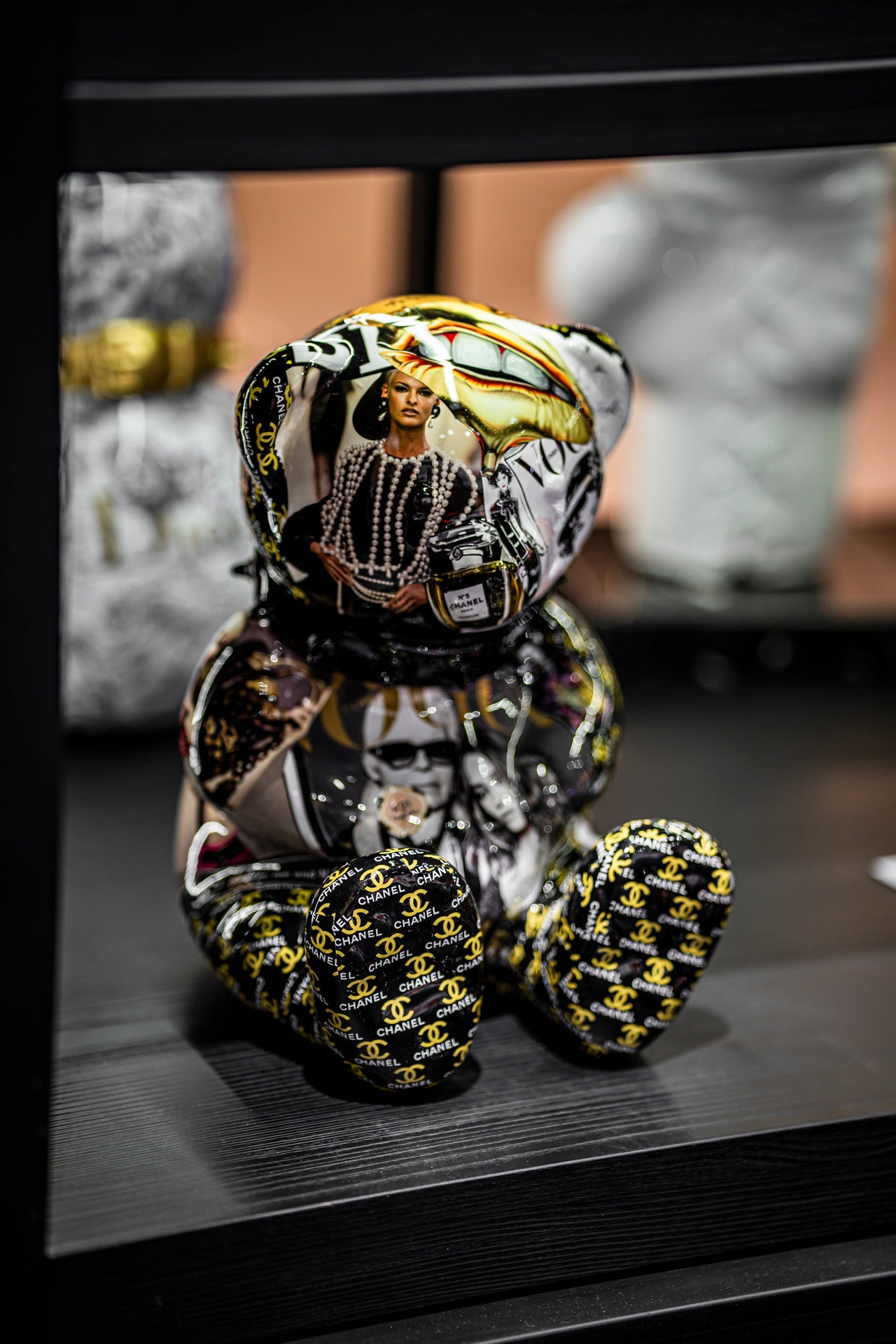 ARTNAOR - 30cm Collage, CH Vogue Tribute Bear