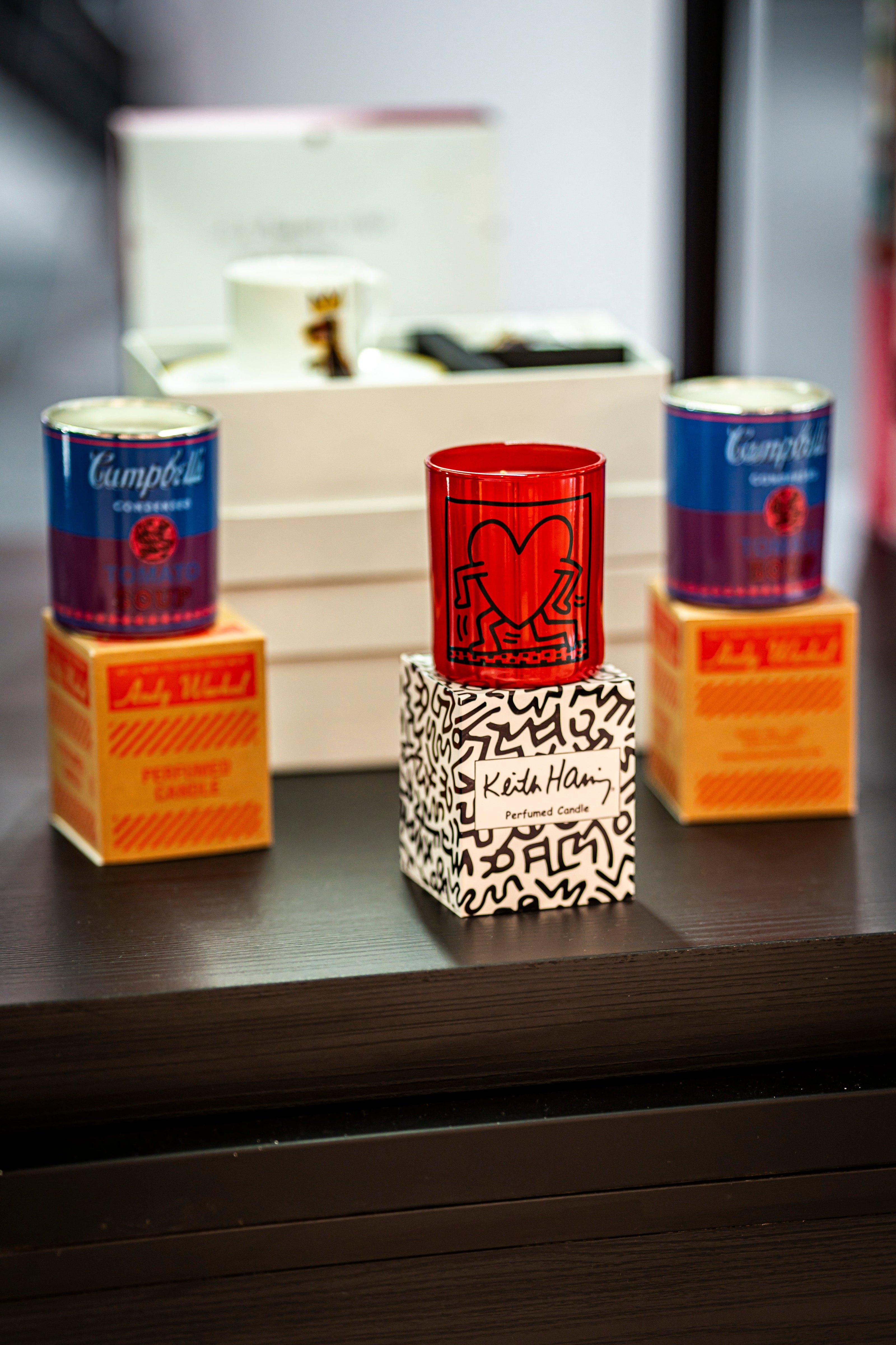 LIGNE BLANCHE - Keith Haring Red Running Heart Candle