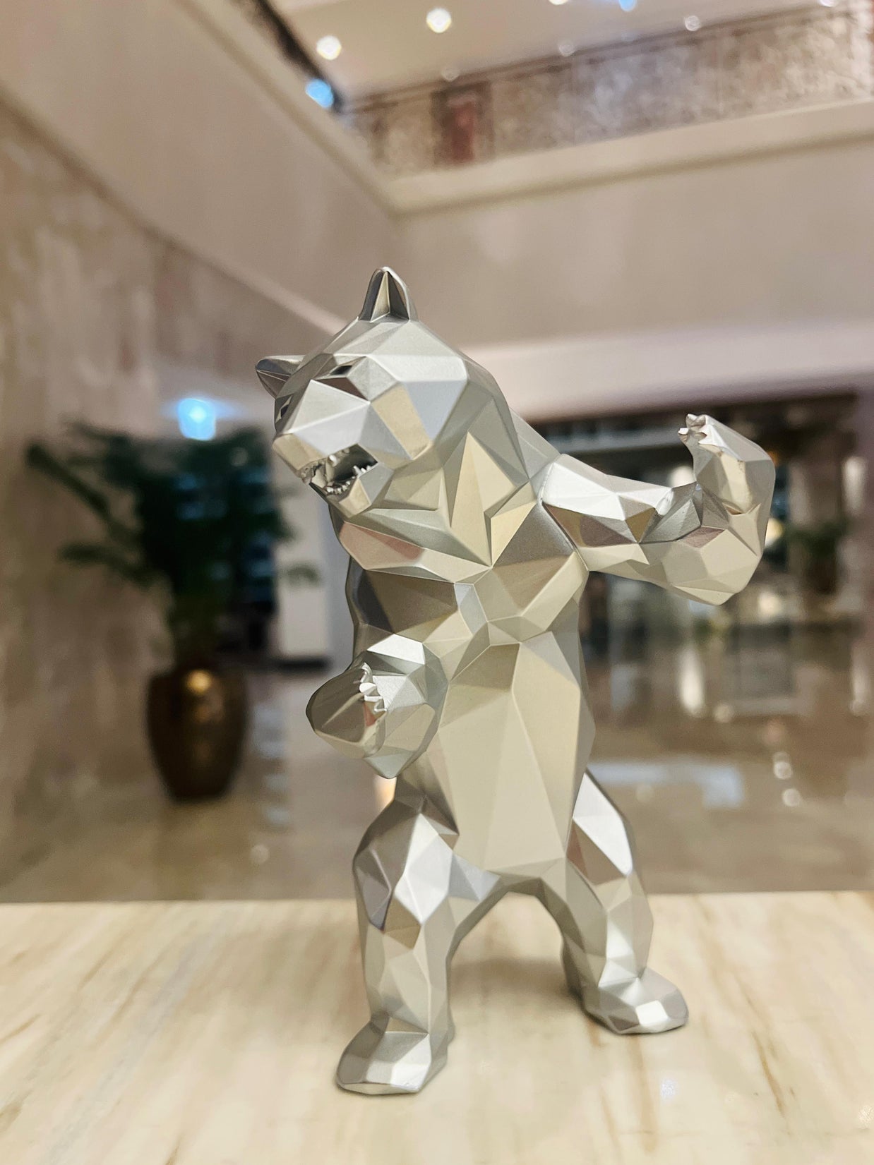 RICHARD ORLINSKI - Standing Bear, Mat Silver