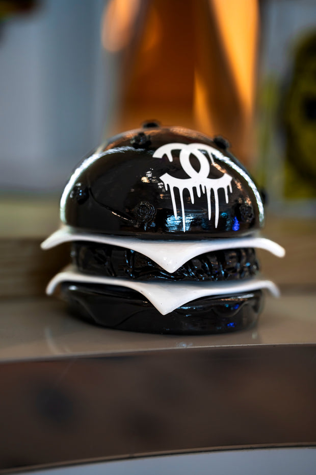LORENZO - Black Burger CH Tribute