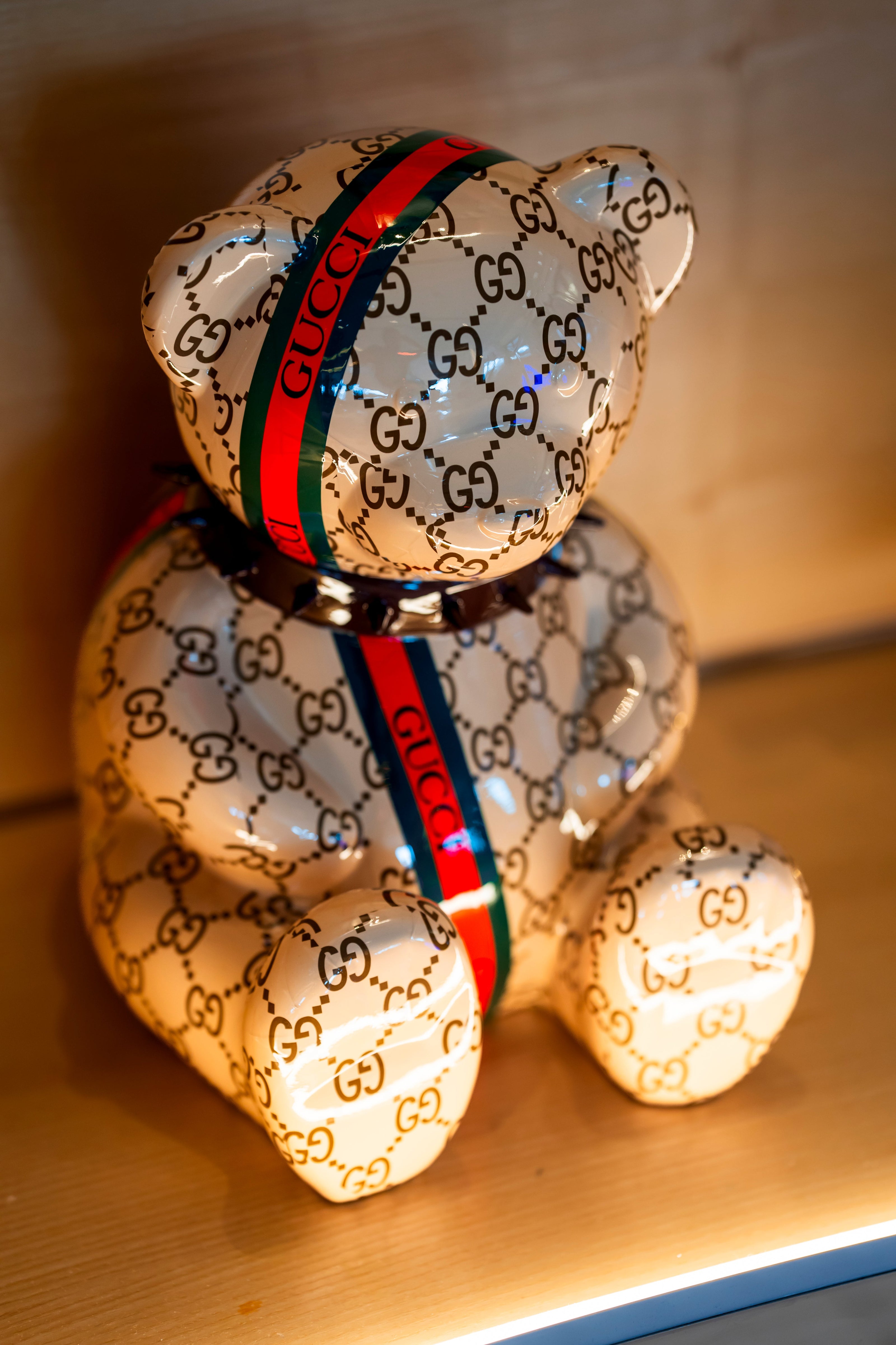 NAOR - 40cm Guc Tribute, Brown Collar Bear