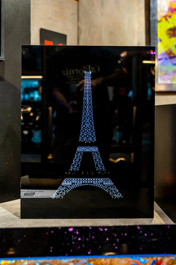 WINNIE DENKER - Blue Eiffel Tower Paris