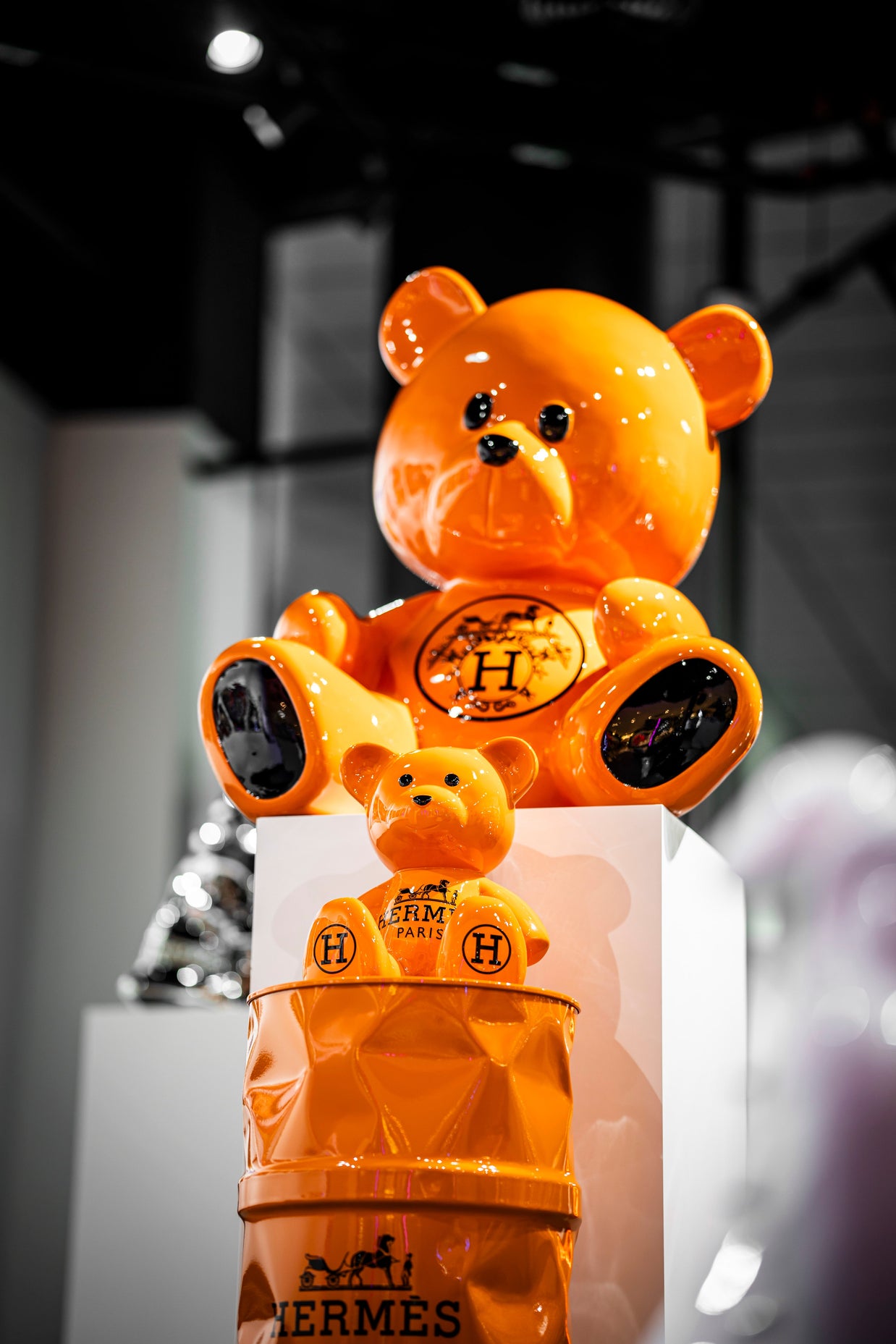NAOR - 35cm Orange H Tribute Teddy