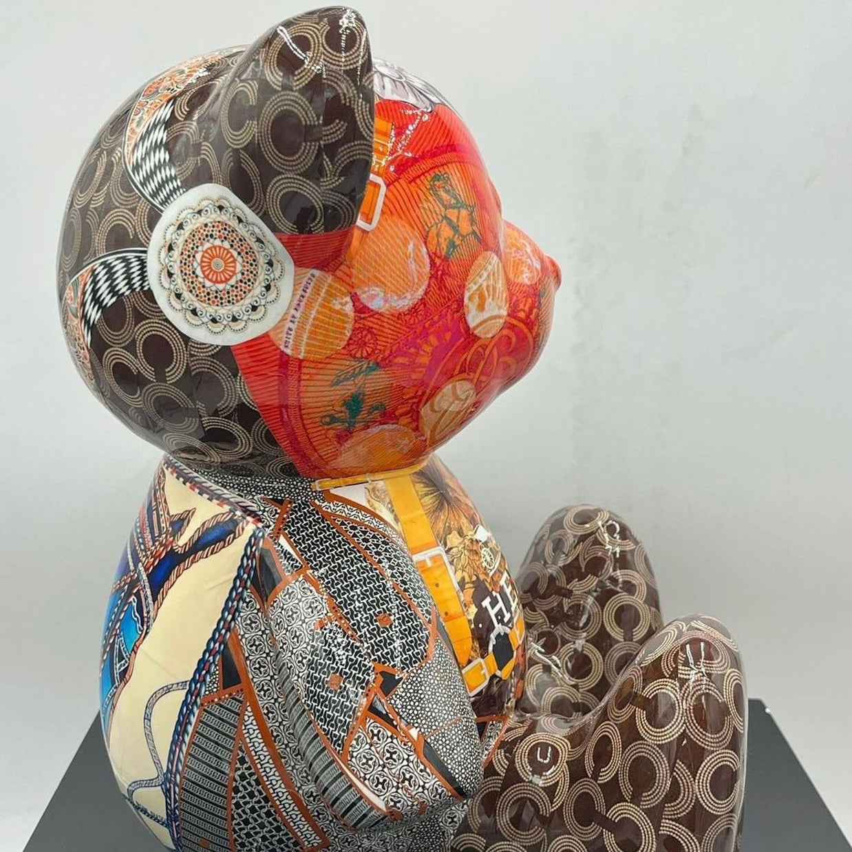 NAOR - 35cm Collage, H Tribute Teddy, No collar3