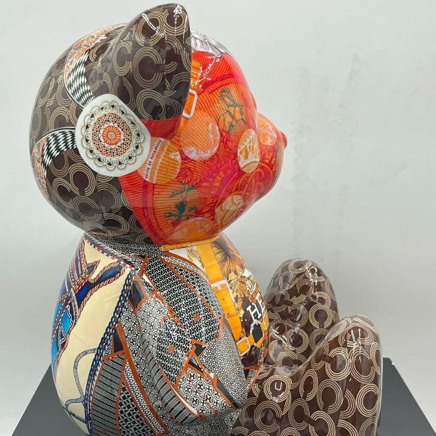 NAOR - 35cm Collage, H Tribute Teddy, No collar3