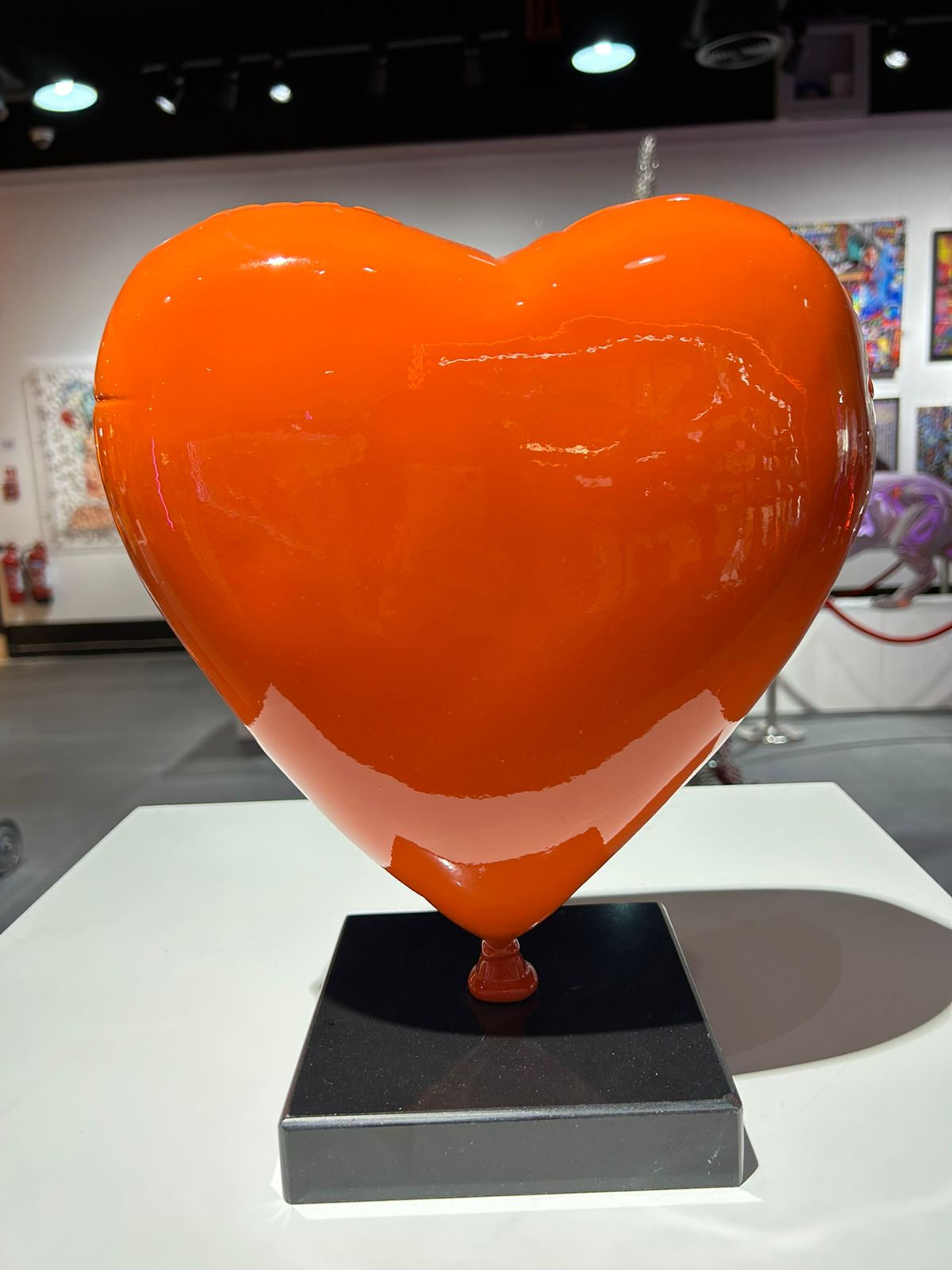 ARTNAOR - 30cm Heart H Tribute