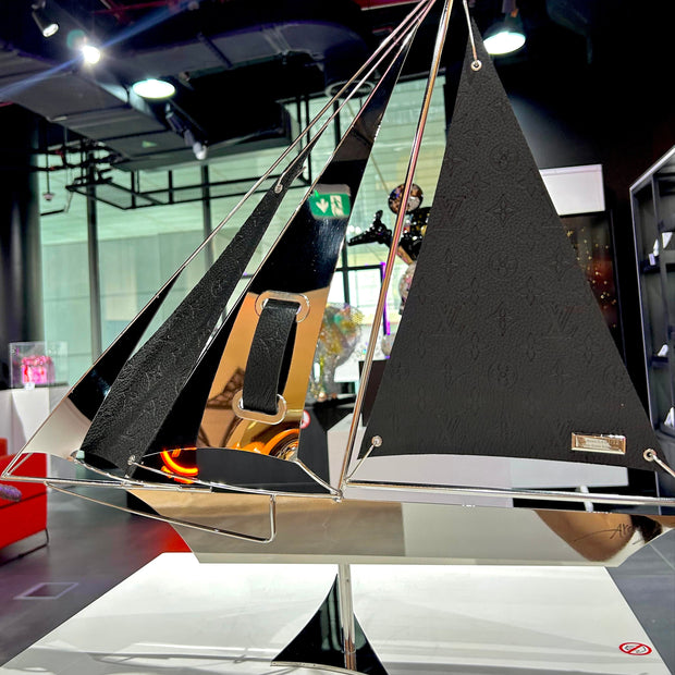 ARCANIS - 55cm LV Tribute Sailing Boat