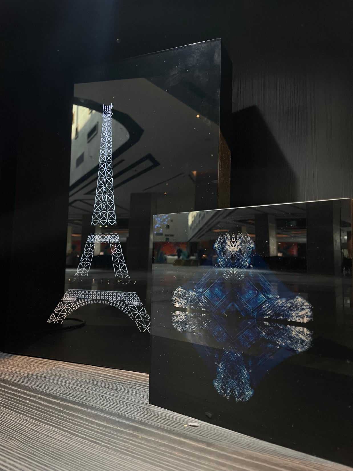 WINNIE DENKER - Blue Eiffel Tower Paris