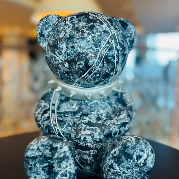 ARTNAOR - 30cm CD Tribute, Black Hologram Bear