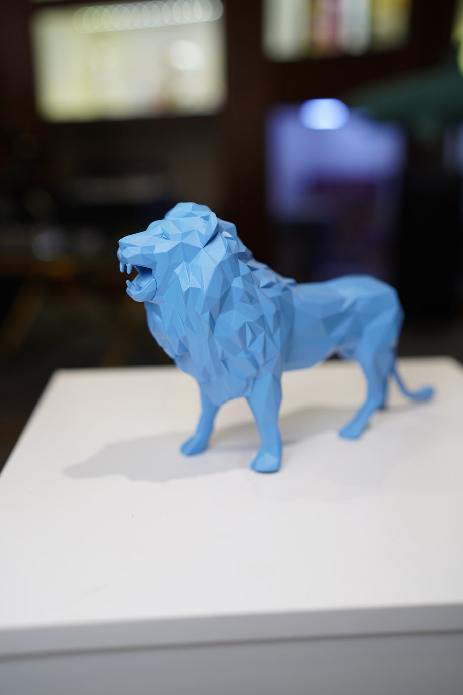 RICHARD ORLINSKI - Lion Spirit, Mat Blue