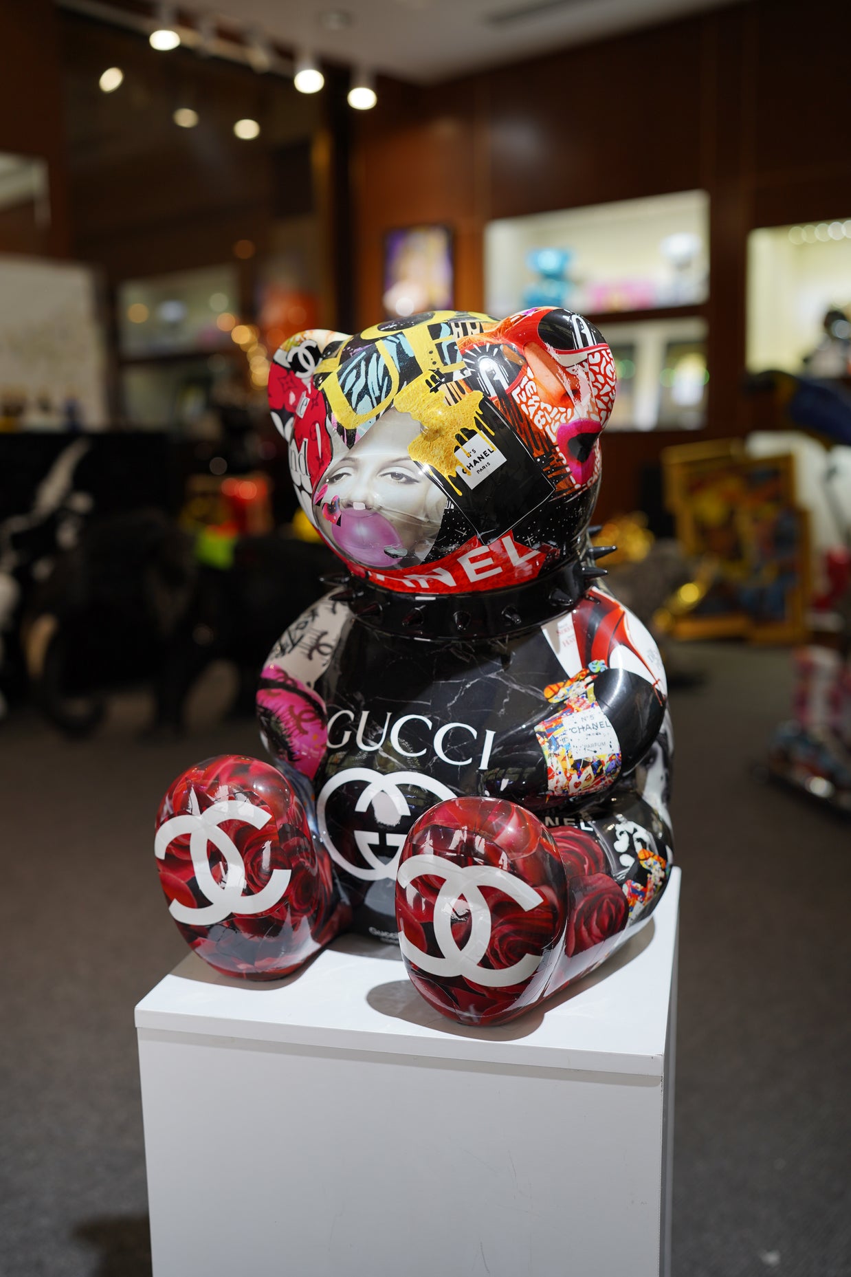 ARTNAOR - 40cm Collage CH /GUC Tribute Bear
