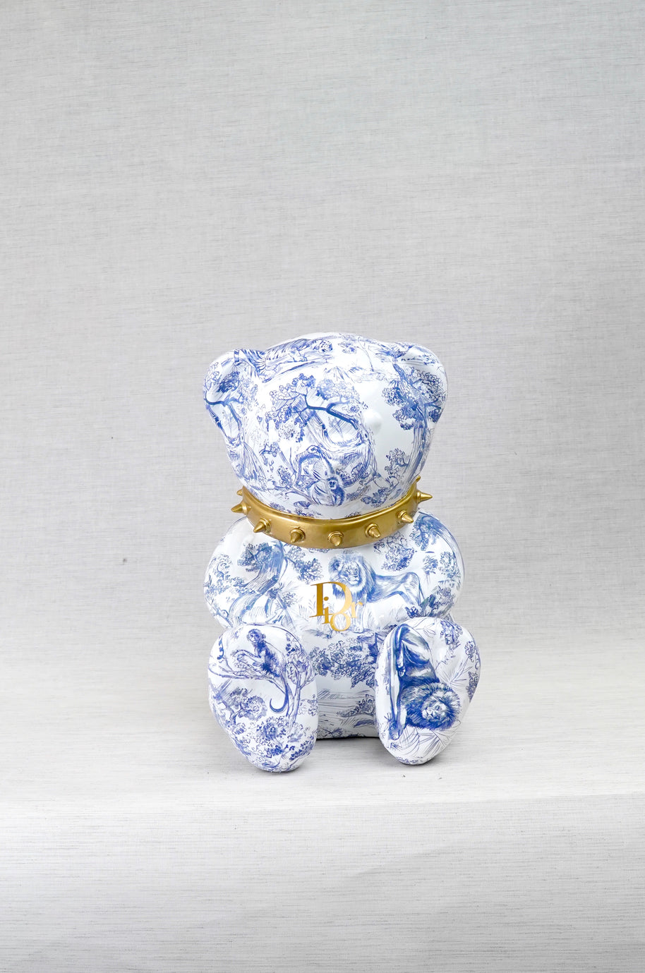 NAOR - 30cm CD Tribute, Gold Collar Bear