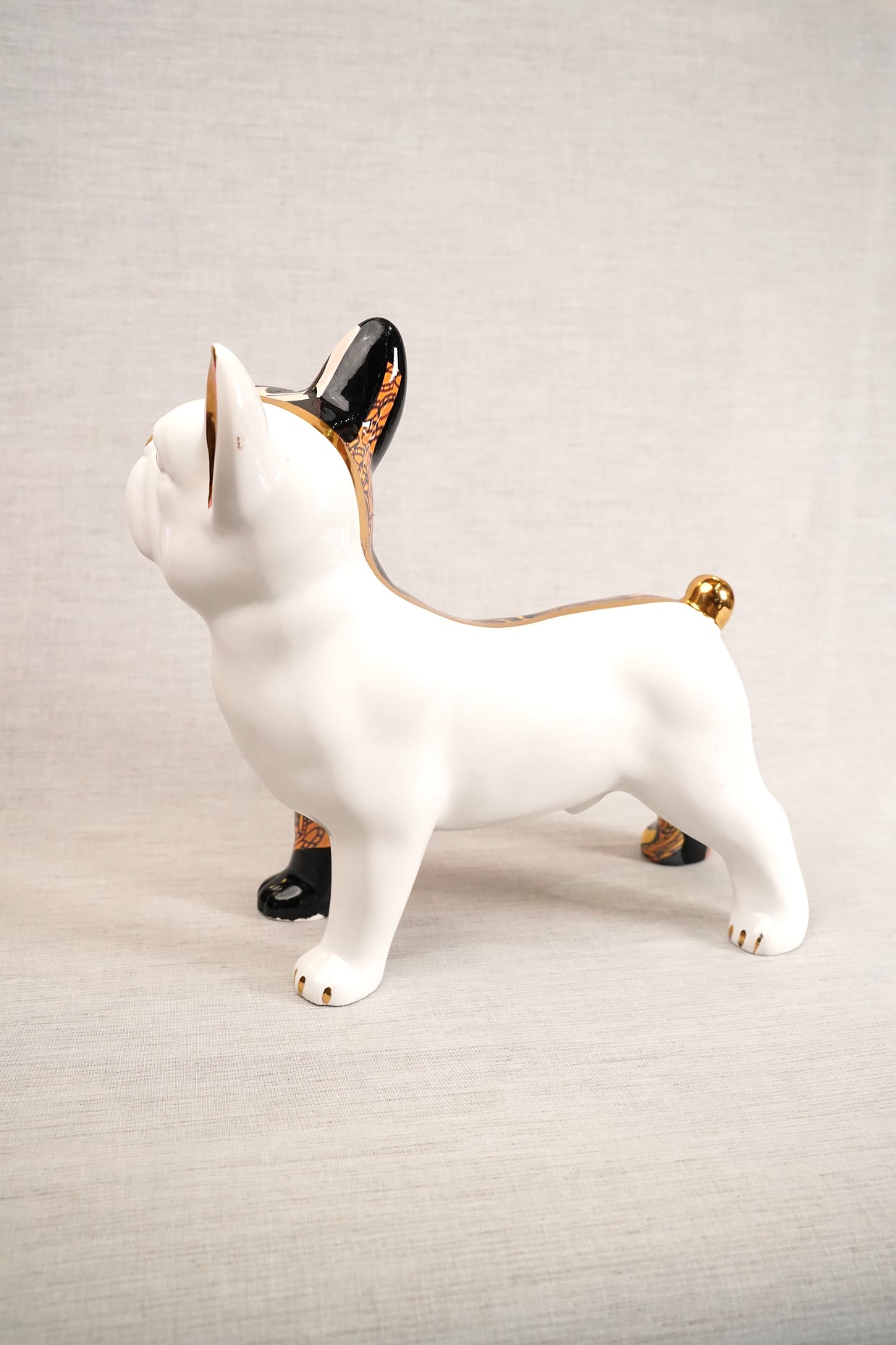 ARDOR - Small Bulldog, Brown Design