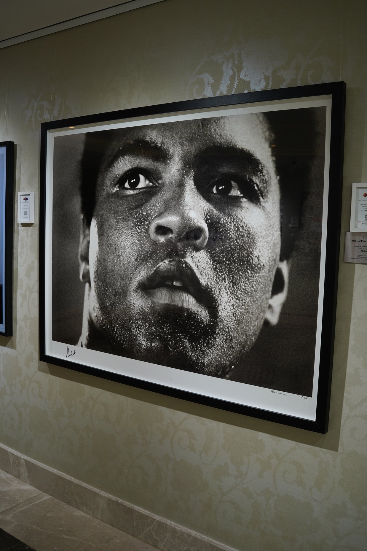 MICHAEL BRENNAN - Muhammad Ali 1977 signed by Ali