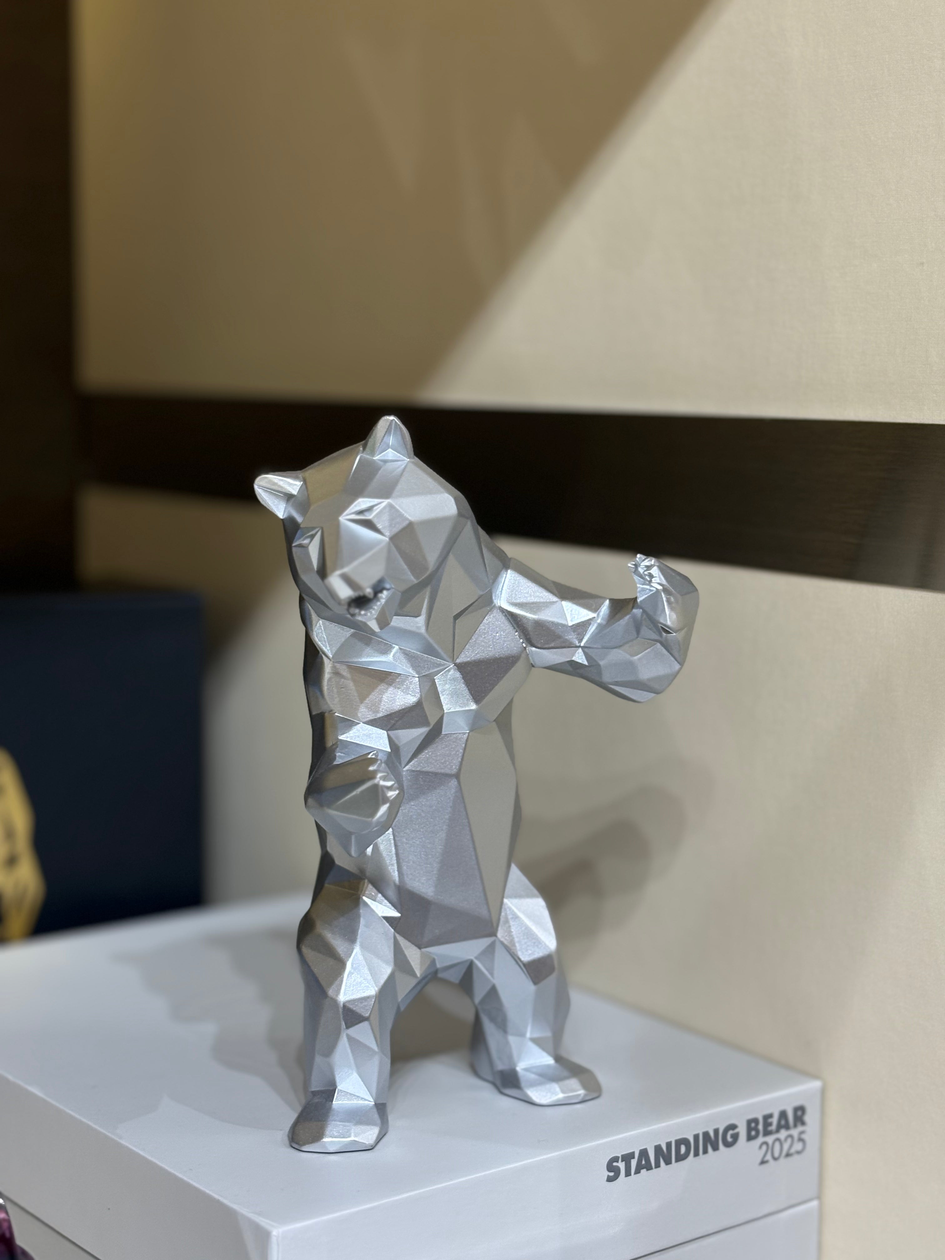 RICHARD ORLINSKI - Standing Bear, Mat Silver