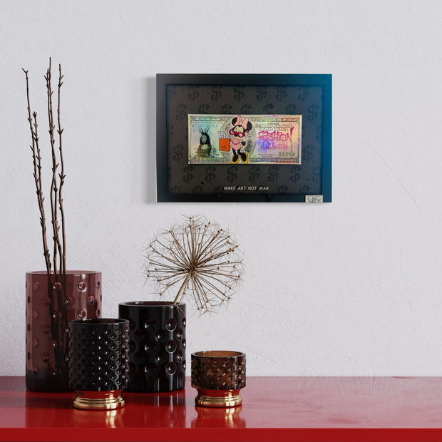 WILL B - Make Art Not War, Minnie Tribute