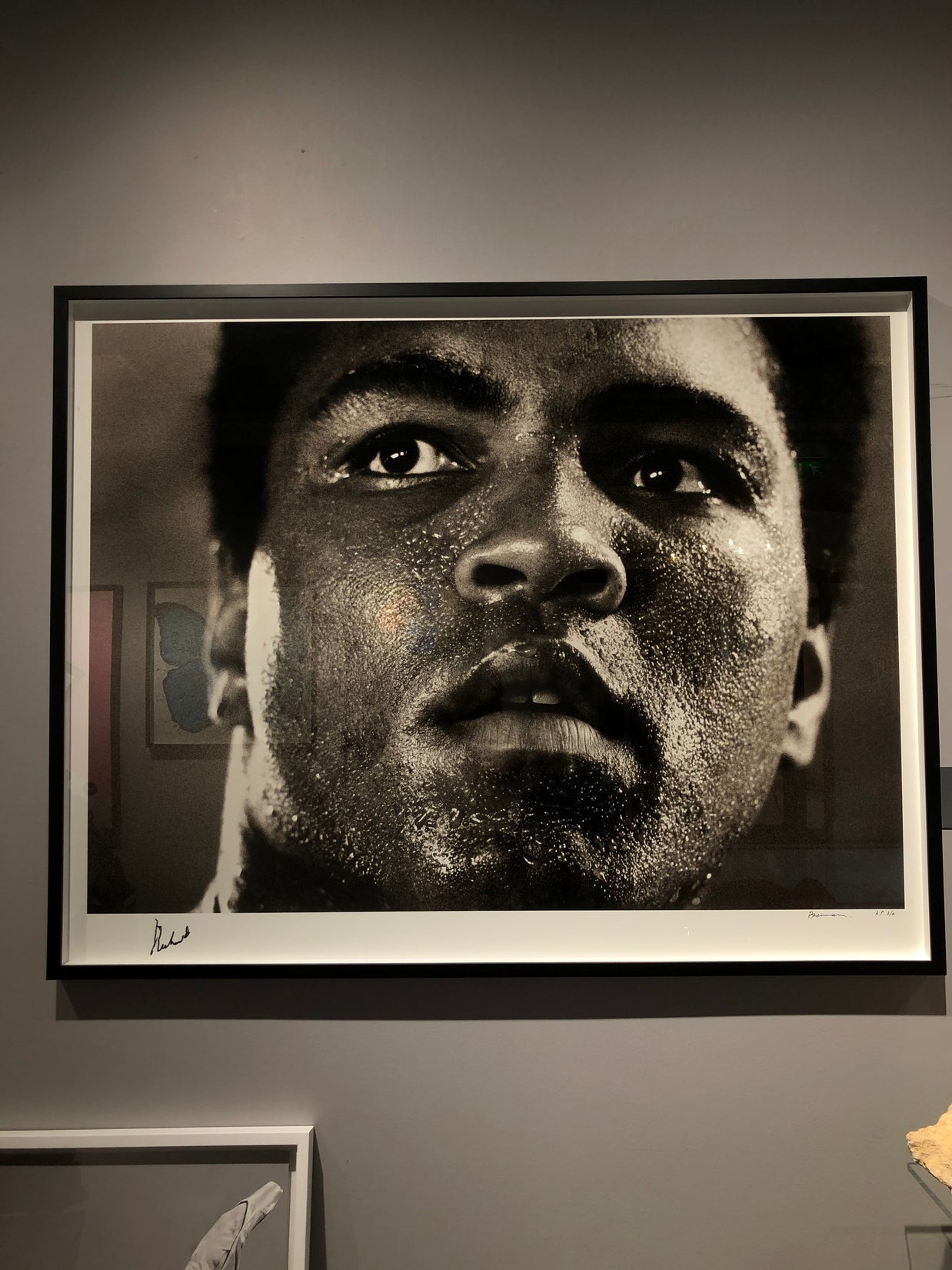 MICHAEL BRENNAN - Muhammad Ali 1977 signed by Ali
