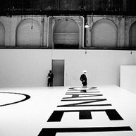 SIMON P - Lagerfeld above Logo, Fall/Winter 2006, Le Grand Palais Paris