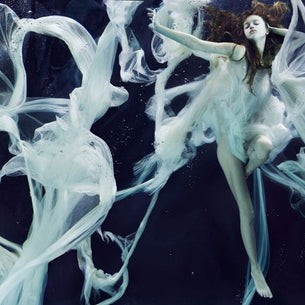 ALIX MALKA - Meduses Jean-Paul Gaultier