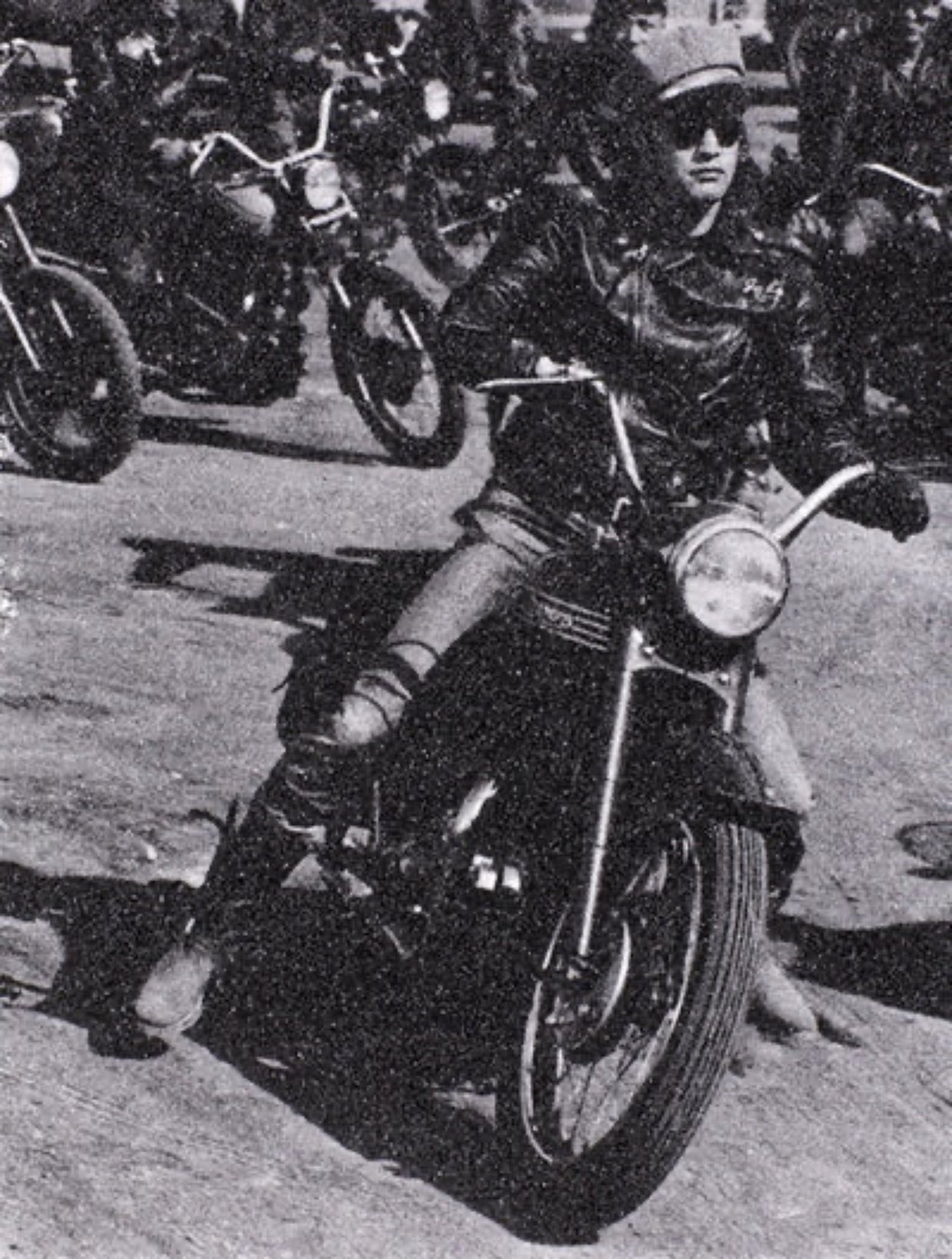RUSSELL YOUNG - Brando Bike 2009