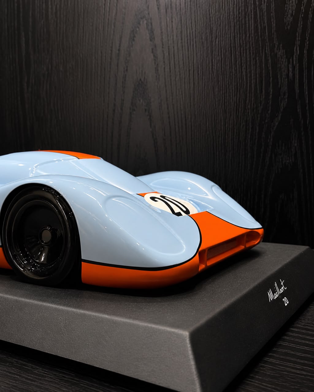 LAURENT MAILLART - Porsche 917, Blue & Red