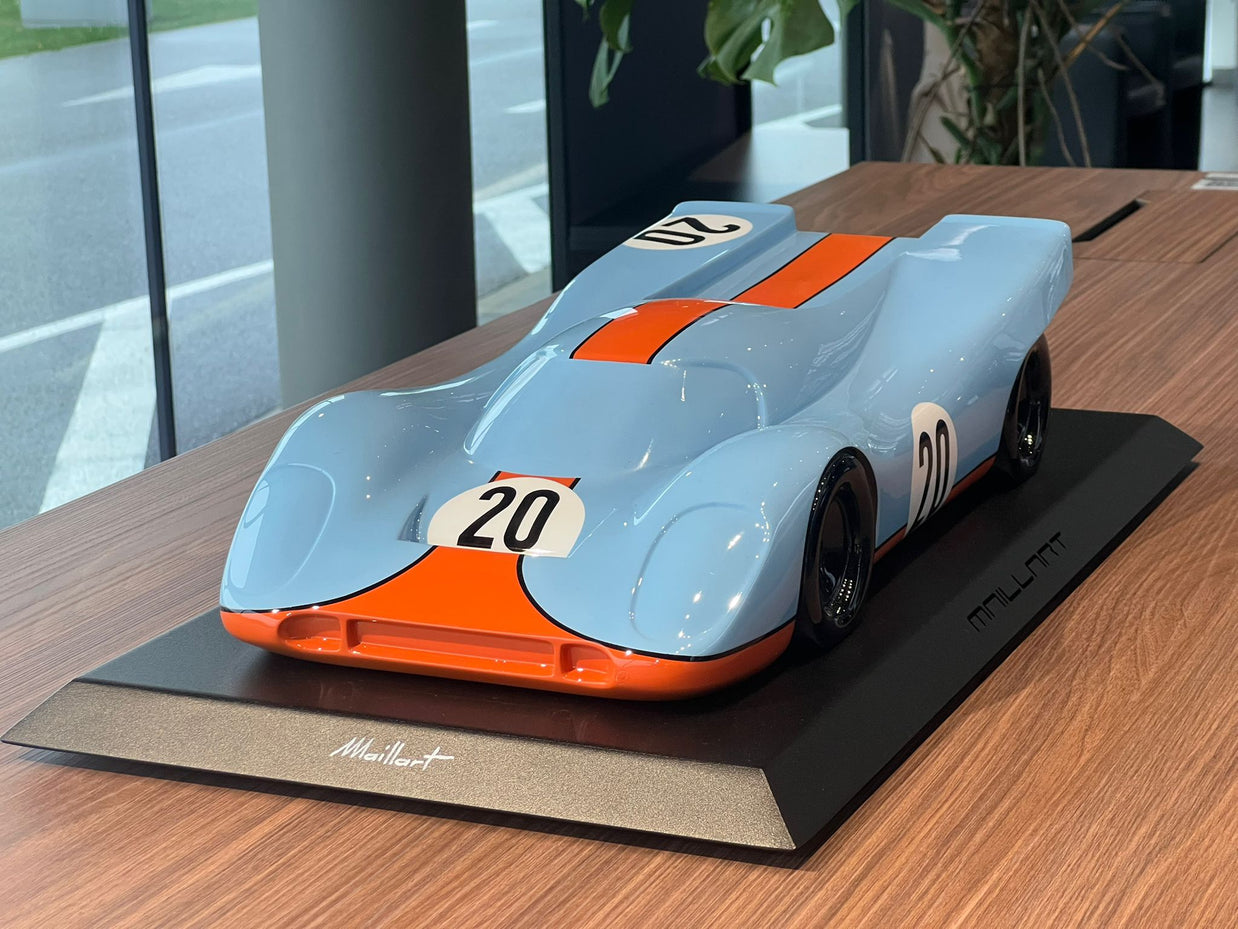 LAURENT MAILLART - Porsche 917, Blue & Red