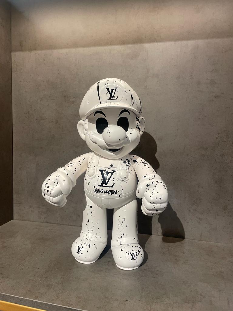 MHS - Mario, white 2023