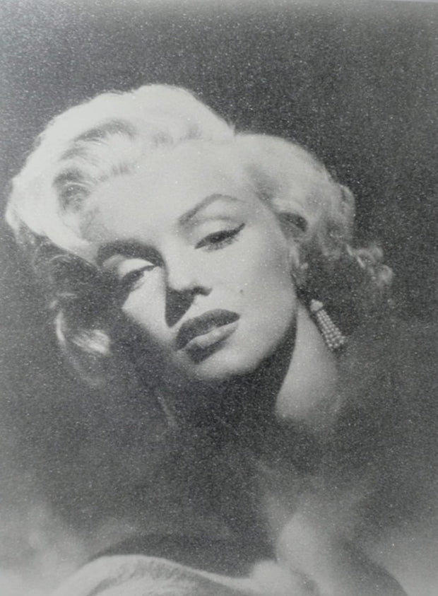 RUSSELL YOUNG - Marilyn Glamour 2010