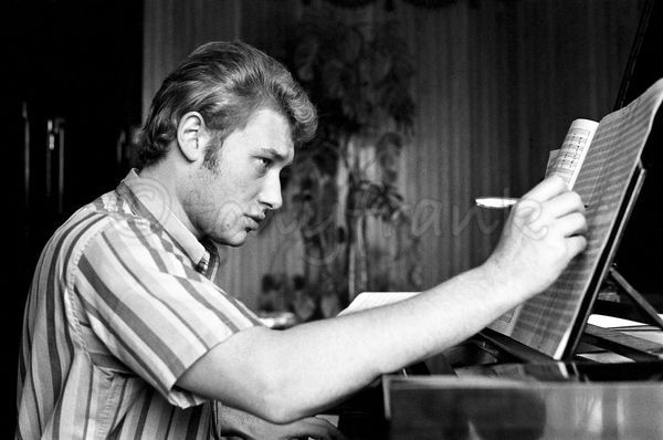 TONY FRANK - Johnny Hallyday 5